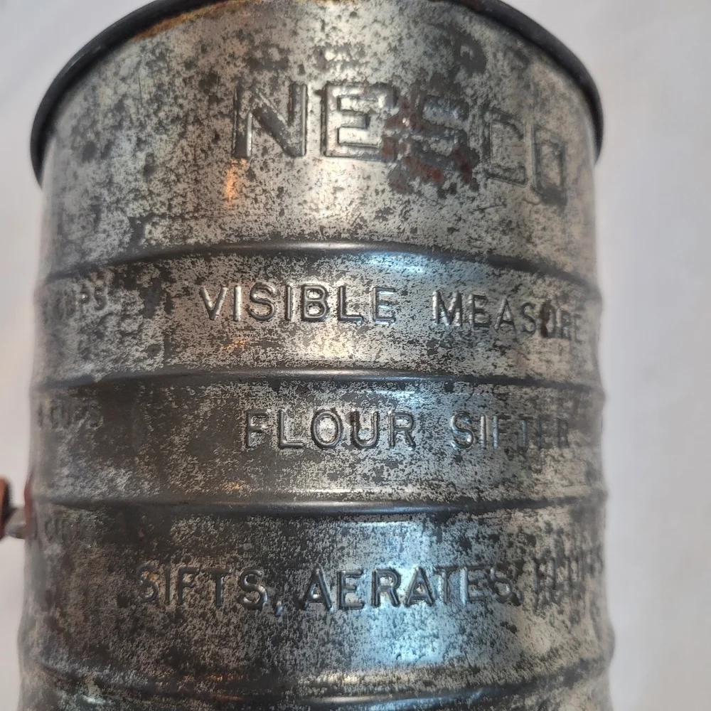 Vintage Nesco Visible Measure Flour Sifter